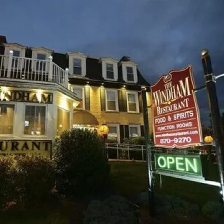 Why Guests Choose The Windham Restaurant