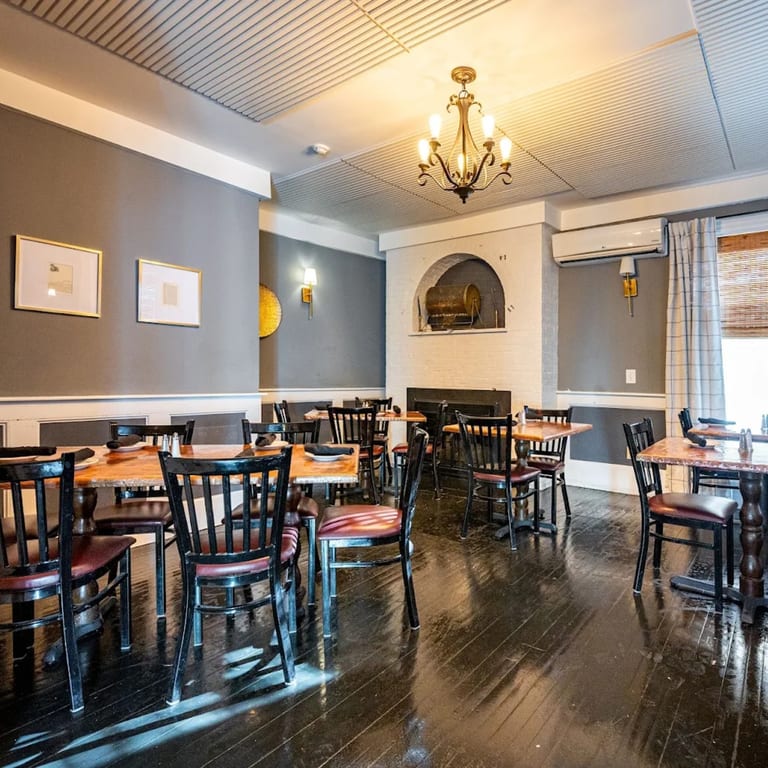 An Elegant Dining Experience for Every Occasion