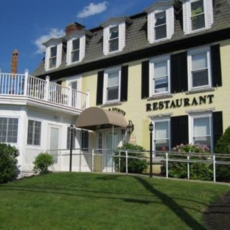 Why Guests Choose The Windham Restaurant